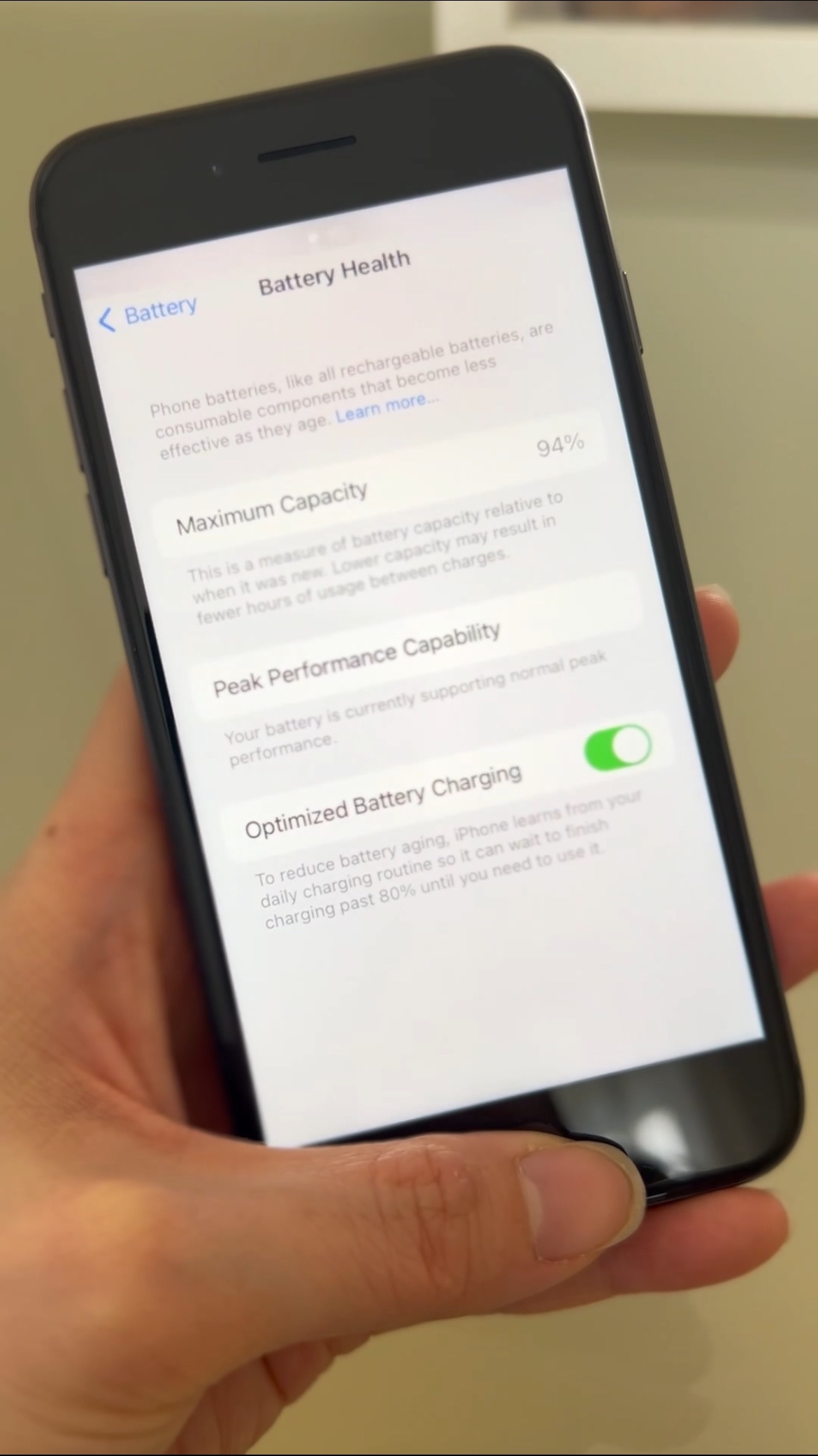 Black Apple iPhone 8(64GB) UNLOCKED
