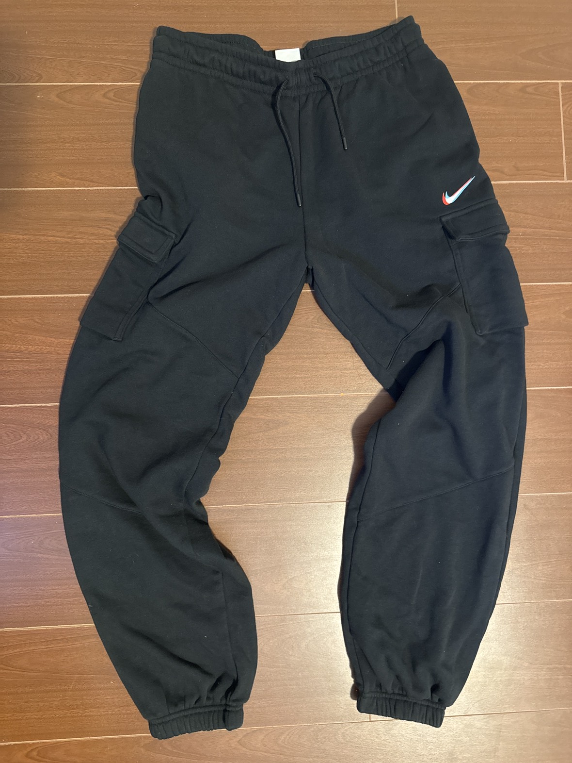 Never worn Nike cargo sweatpants