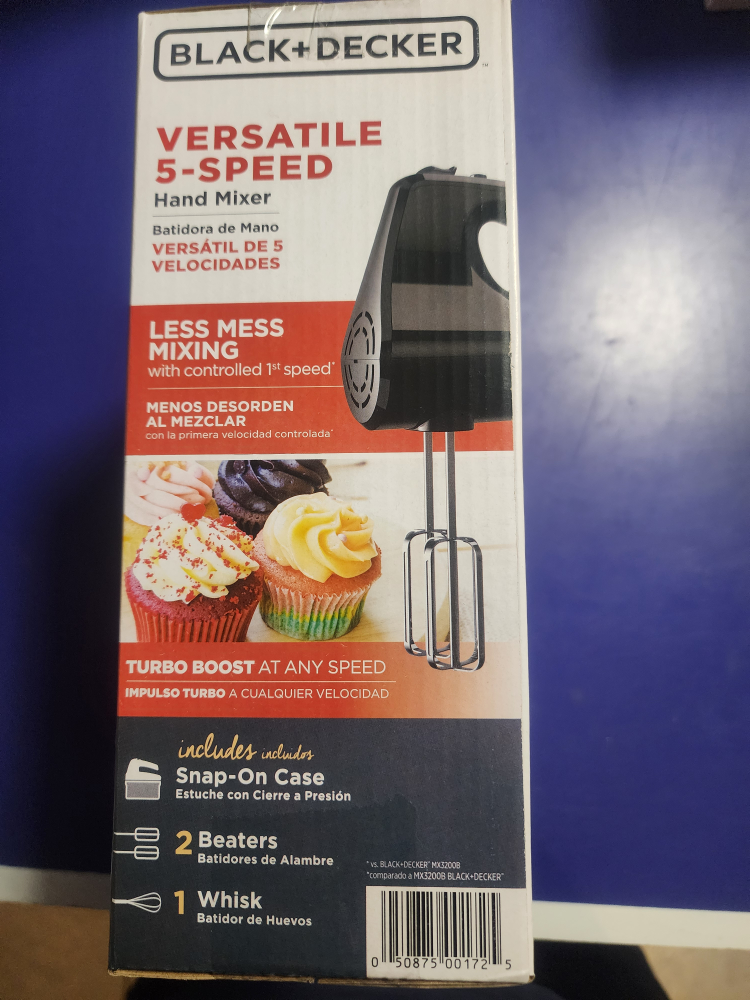 Black and Decker hand mixer - photo 2
