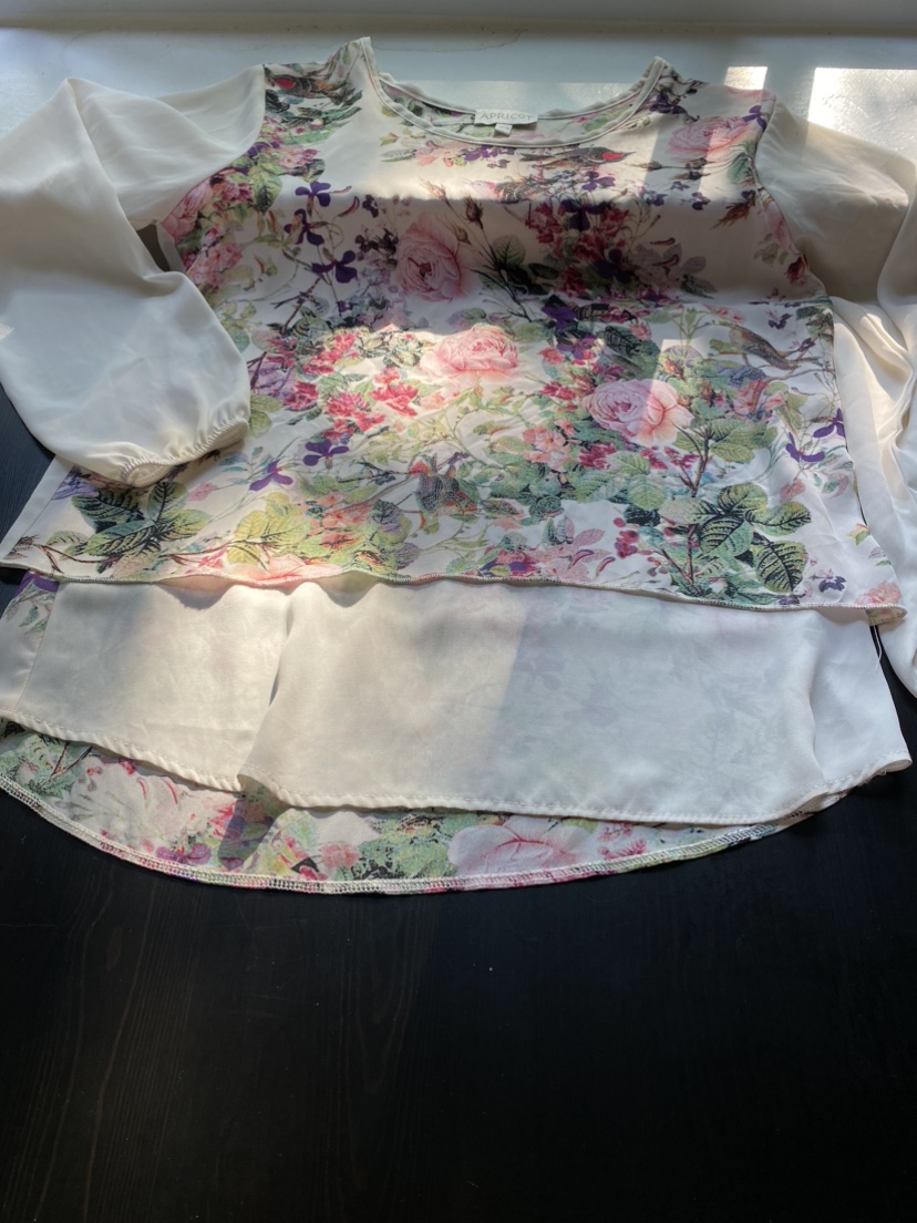 Lovely blouse - photo 2