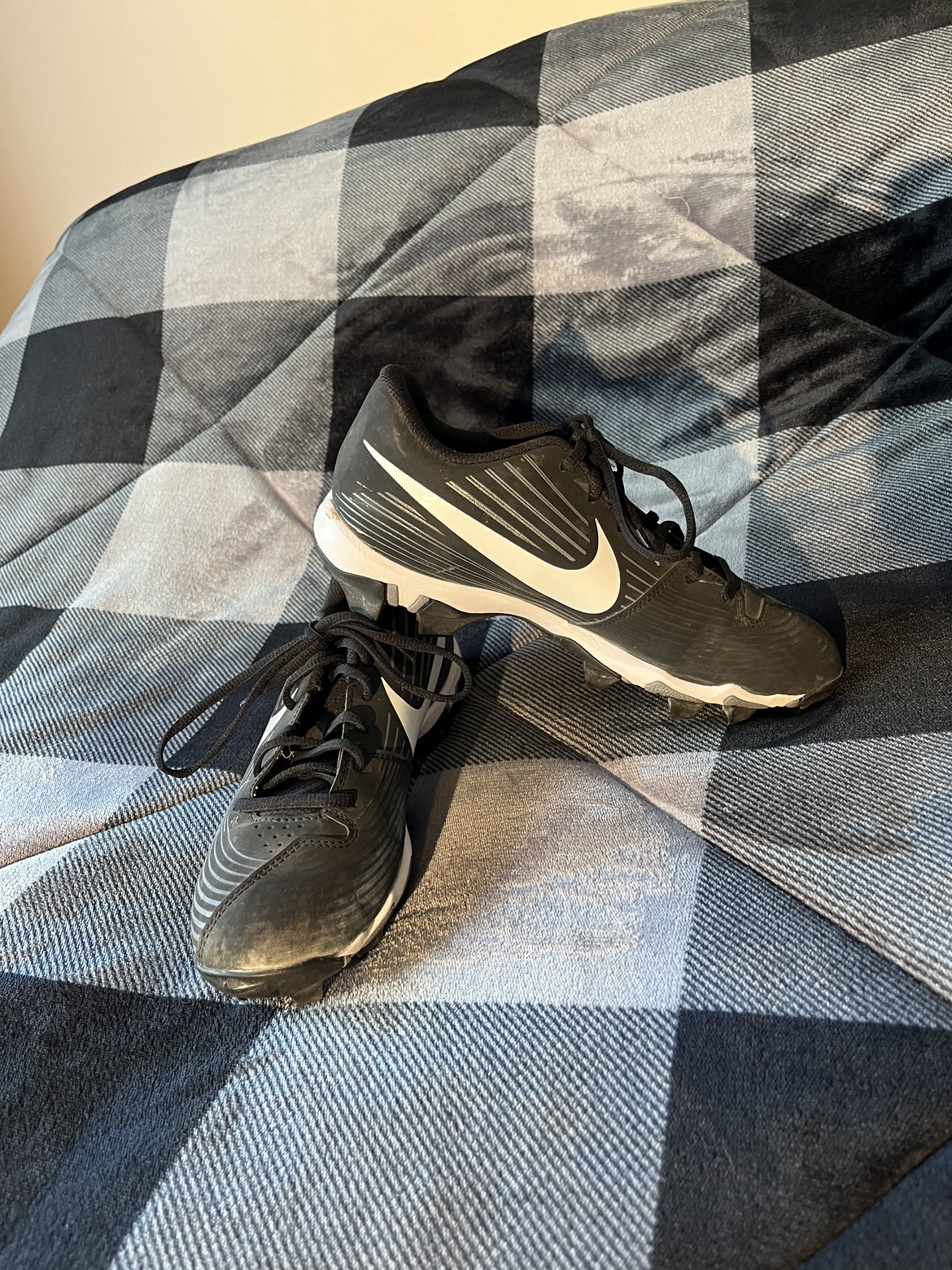 Nike cleats, size 8 womens