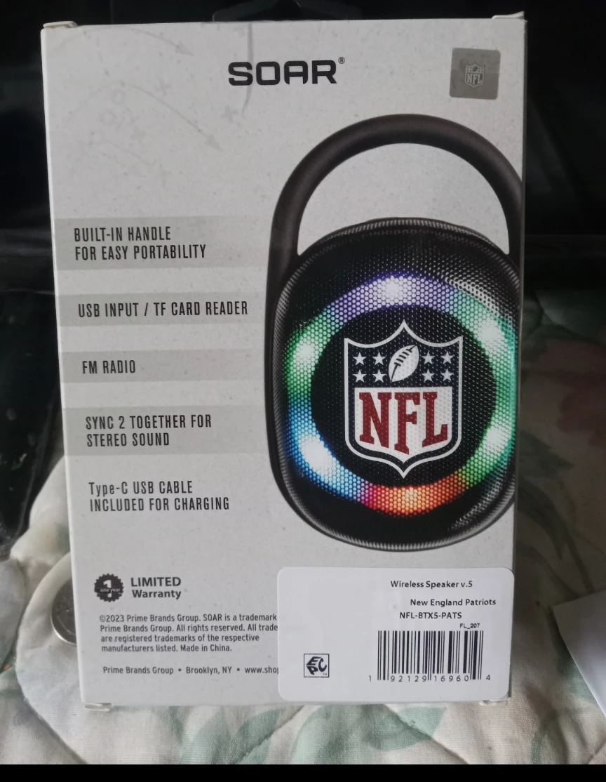 New!!! NFL New England Speaker 🔊 - photo 2