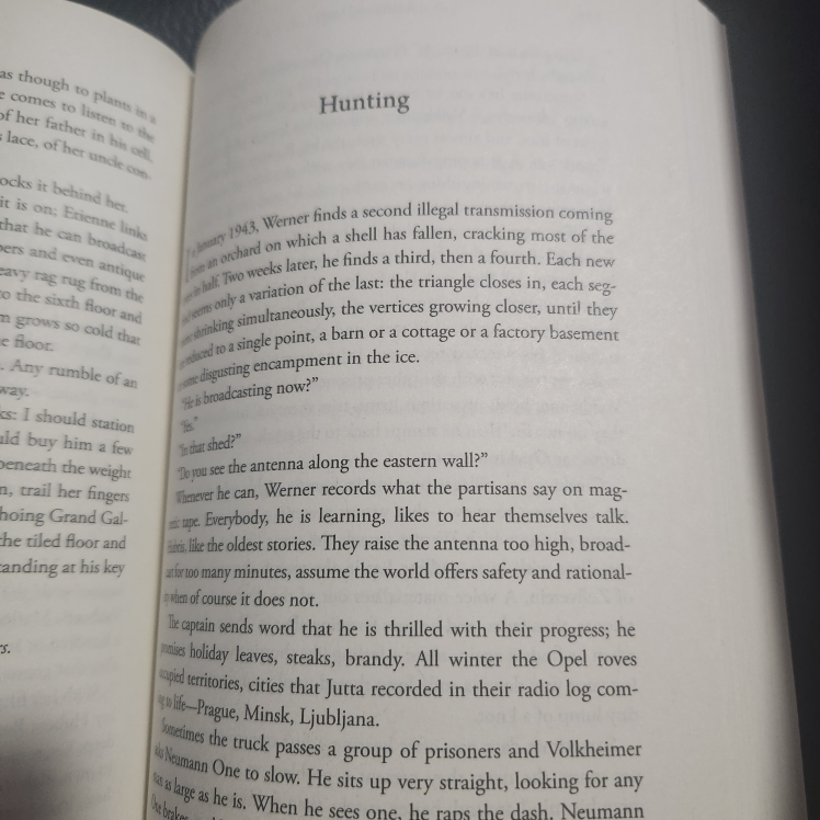 🥕 All the light we cannot see image indicator(4)