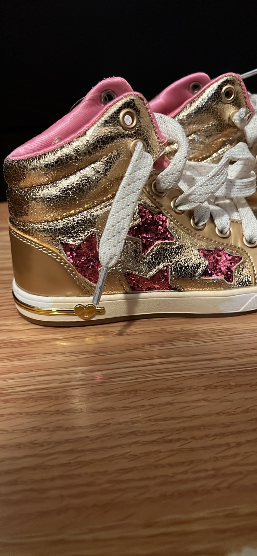 Kids sneakers sketcher