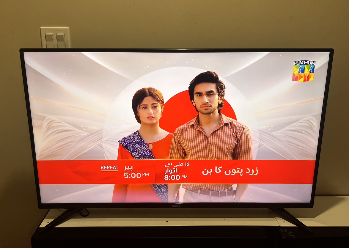 Seiki 50” 4K smart tv with Remote - photo 5