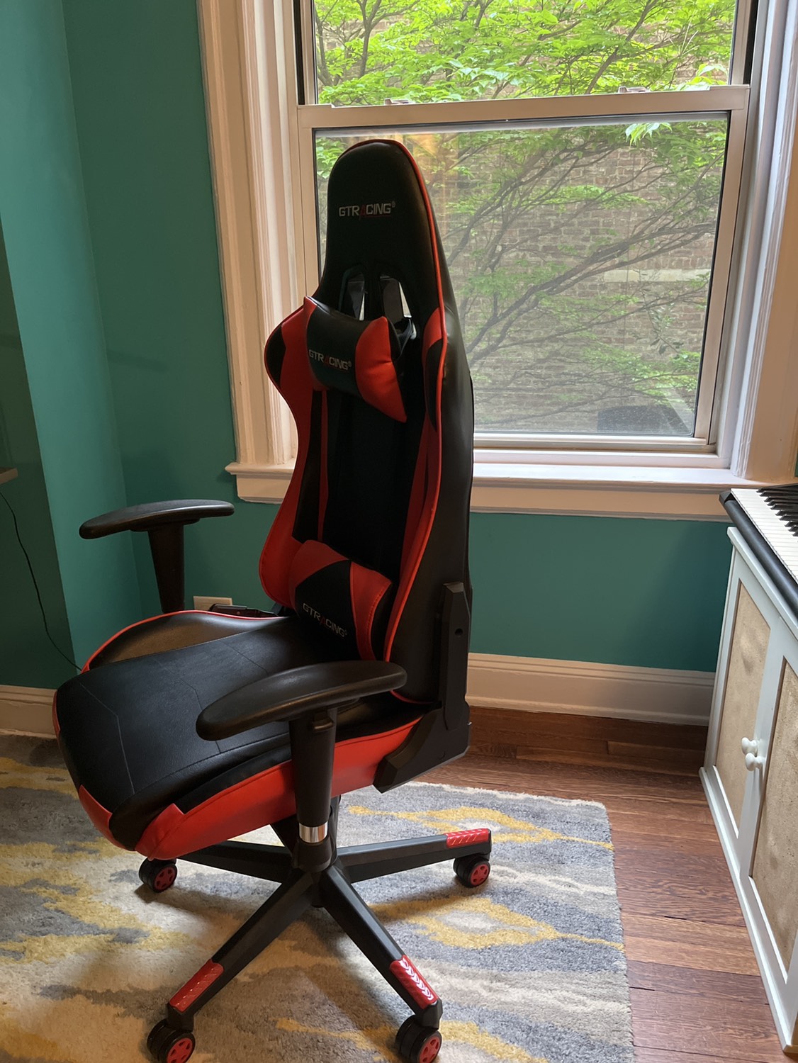 Gaming chair