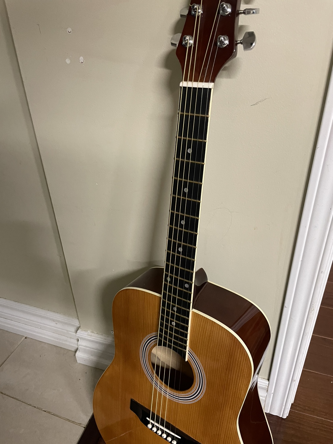 Suzuki acoustic guitar 3/4 size