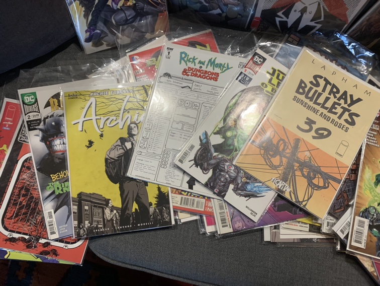 Comic Books Collectors X 45 image indicator(4)