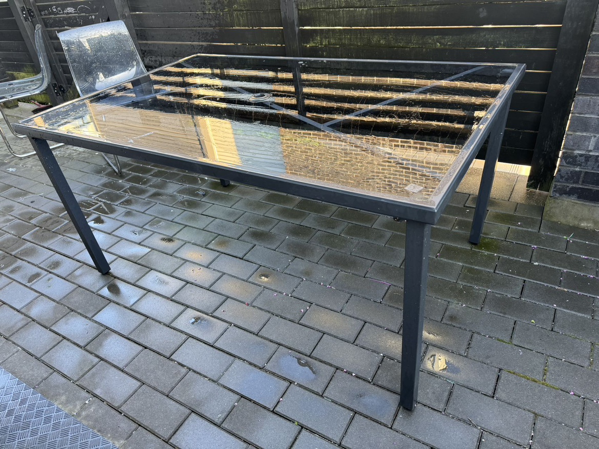 patio table