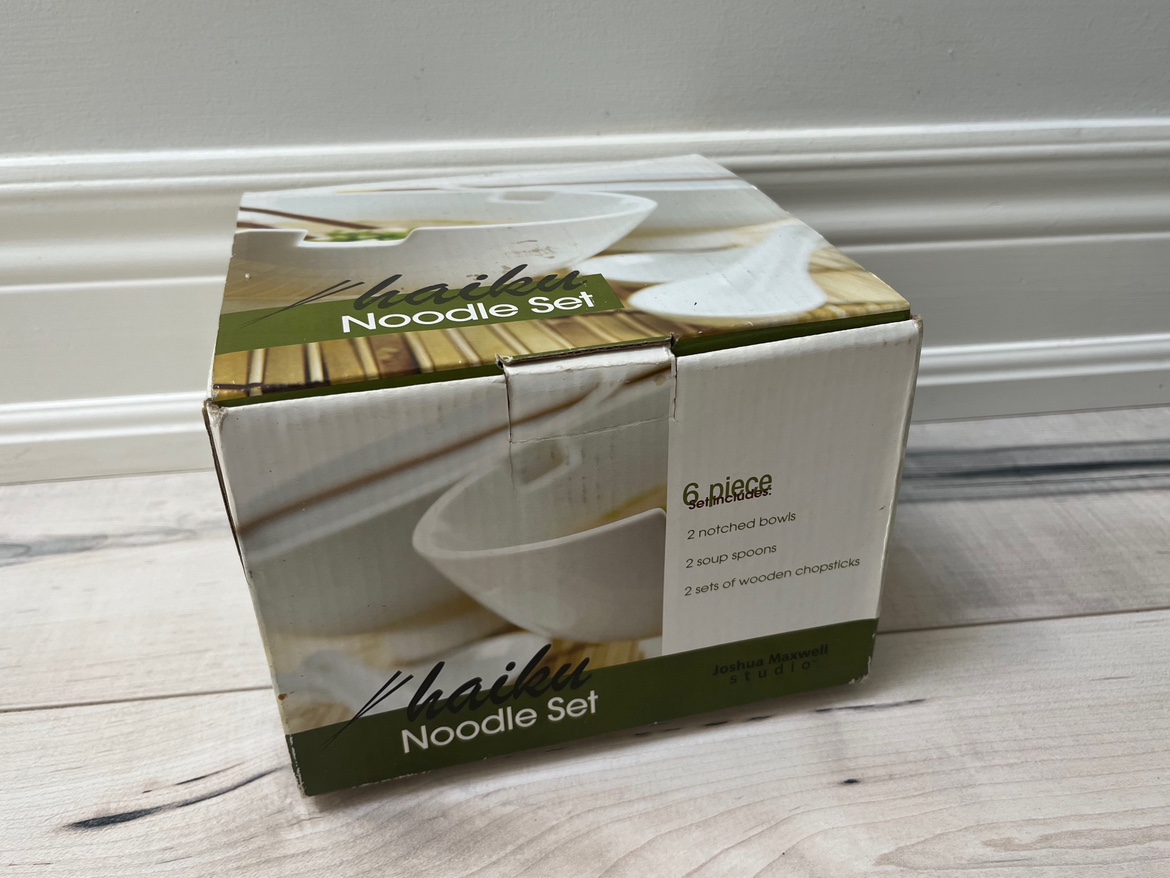 Haiku Noodle Bowl Set thumbnail