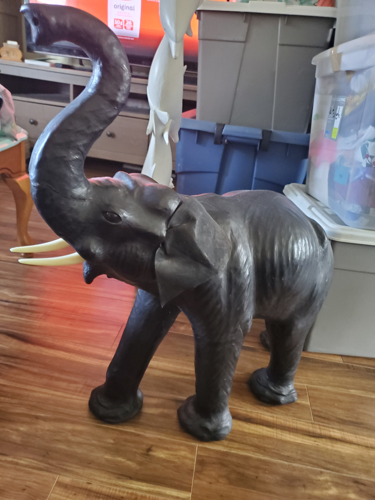 Elephant statue