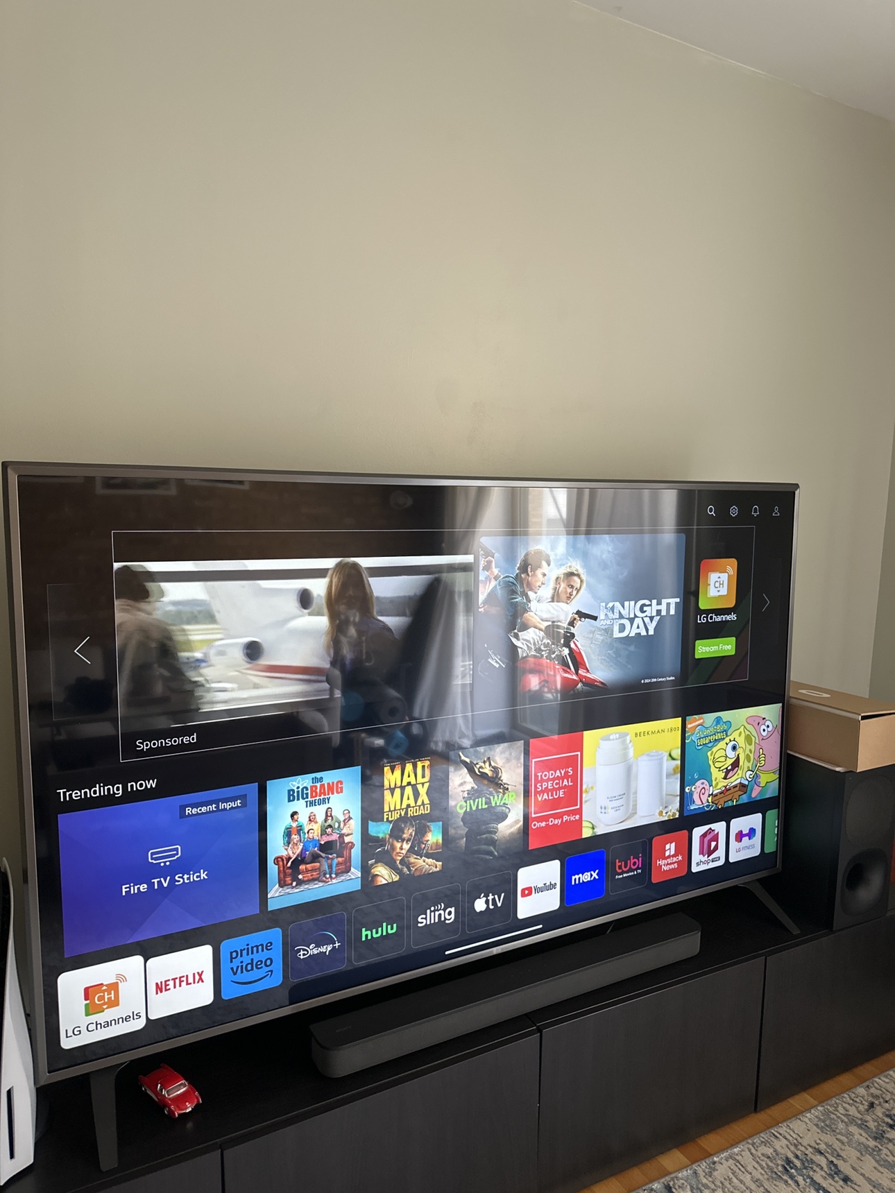 LG tv 75 and Sony soundbar - photo 2
