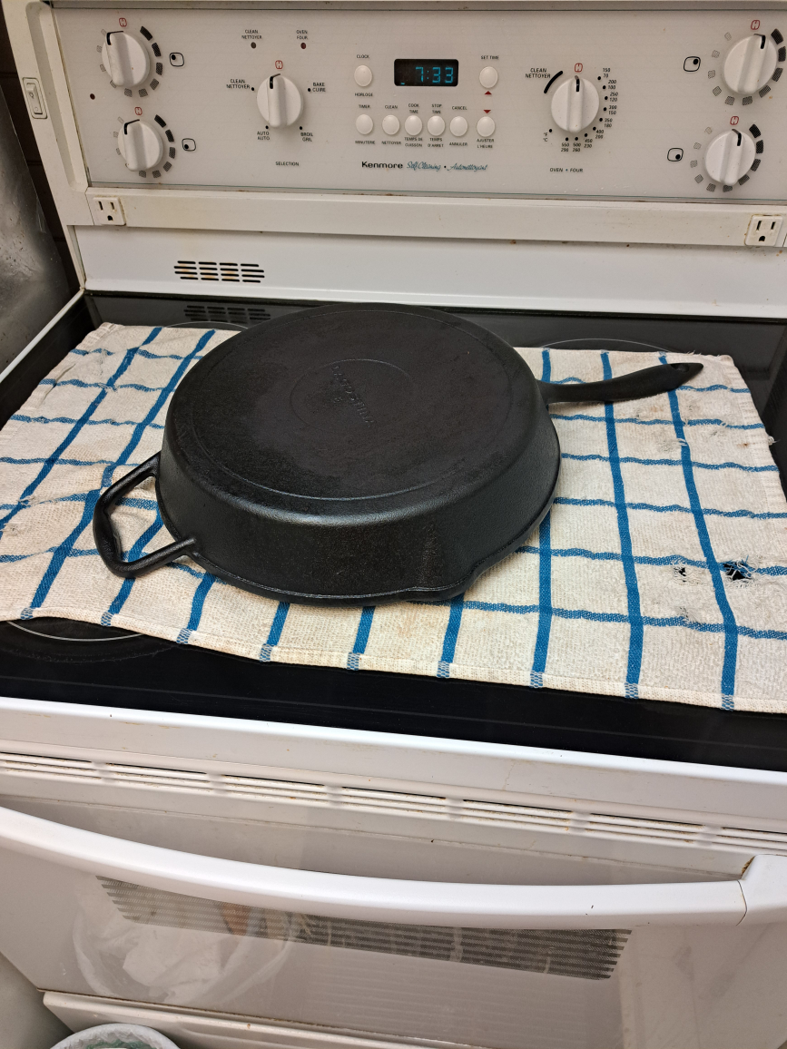 Lagostina Cast Iron Pan image indicator(3)