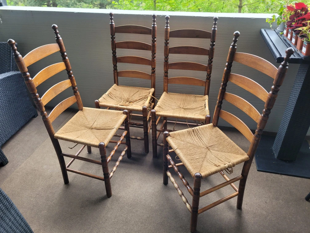 4 dining chairs