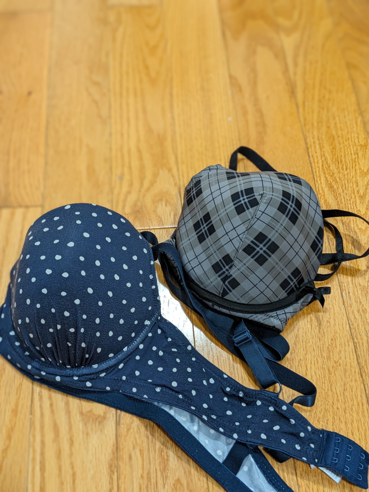 🧡 Two bras image indicator(2)