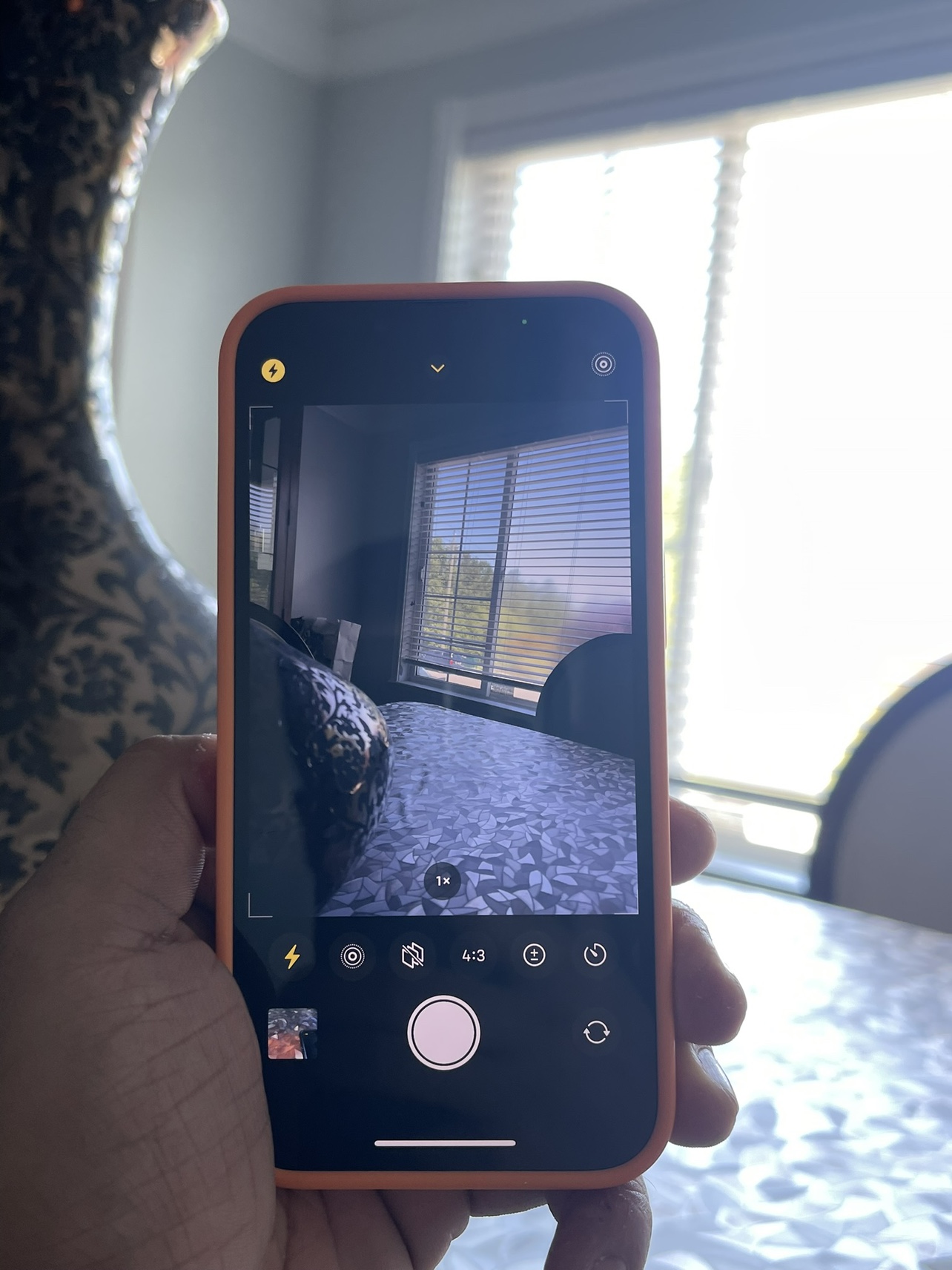 iPhone 13 Pro - photo 2