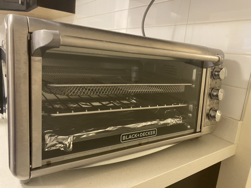 BLACK+DECKER Crisp ‘N Bake Air Fry Toaster Oven - photo 2