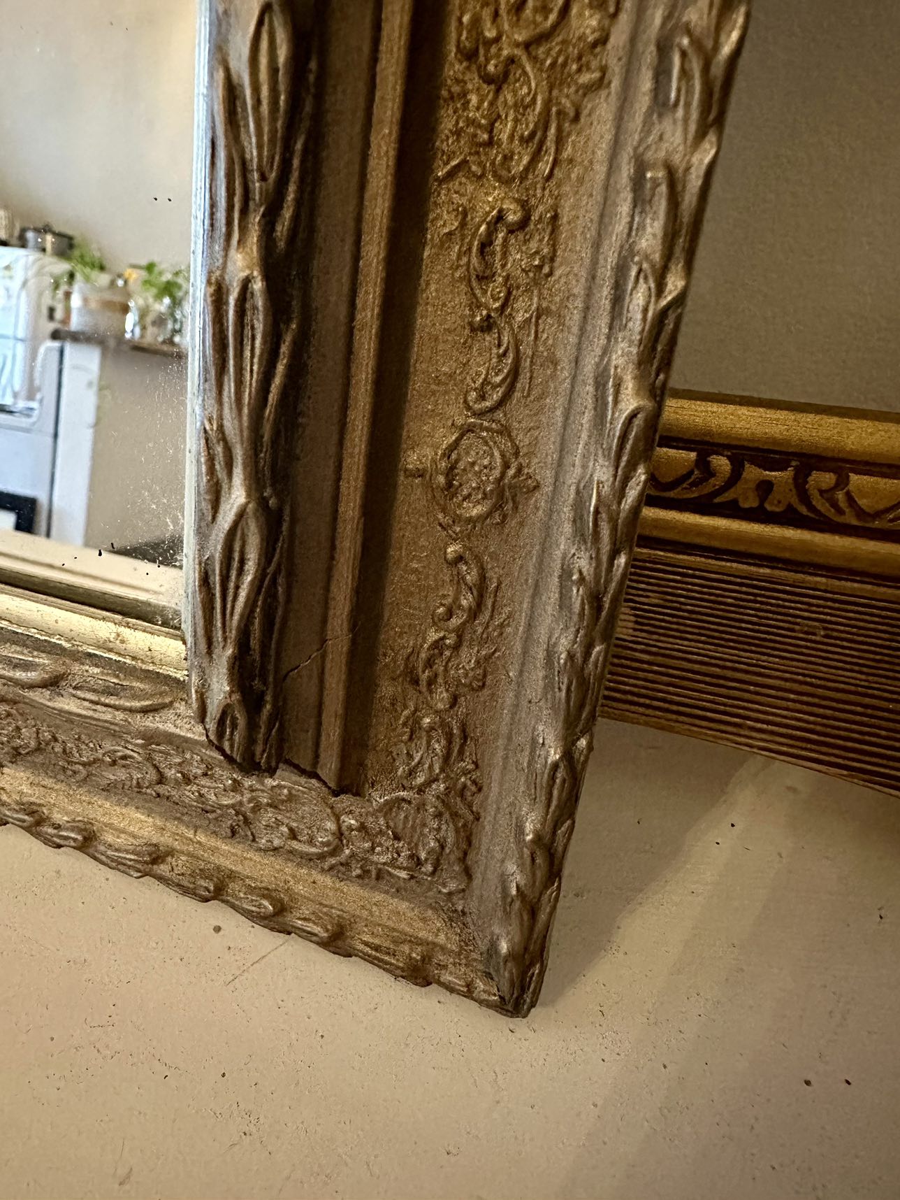 Antique Bronze Looking Accent Wall Mirror - photo 5
