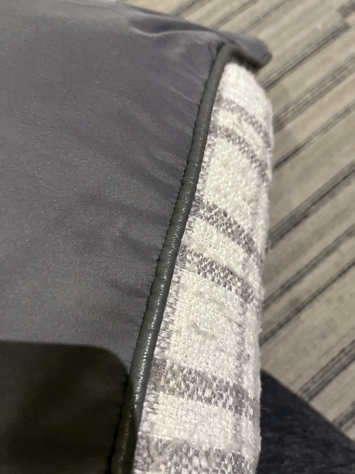 Washable comfortable large dog bed image indicator(5)