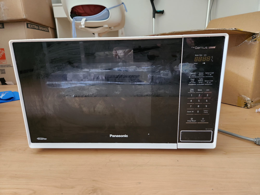 Panasonic Microwave - photo 4