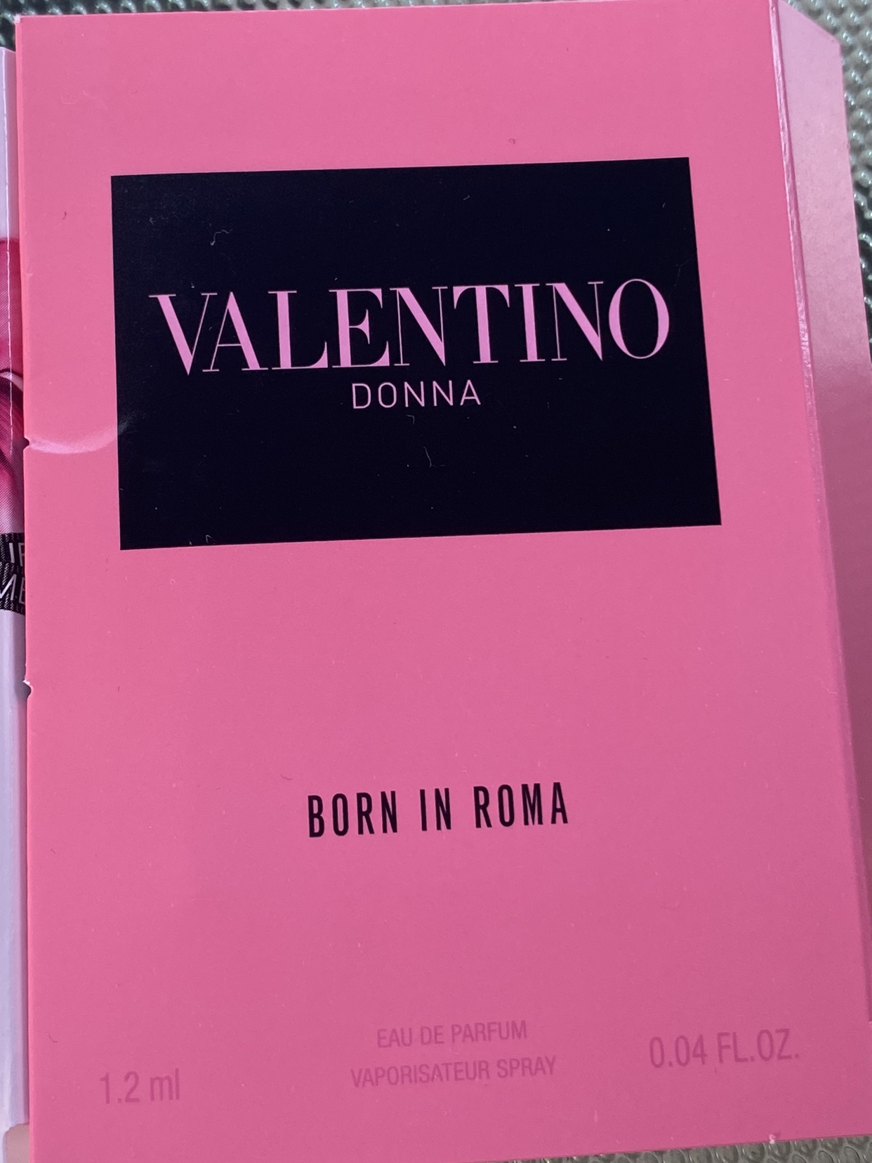 Vial, mini fragrances sample. image indicator(4)