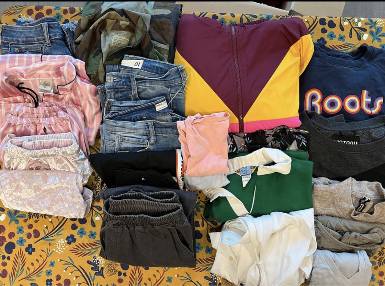 Mixed lot of women’s clothes- Great for actors!