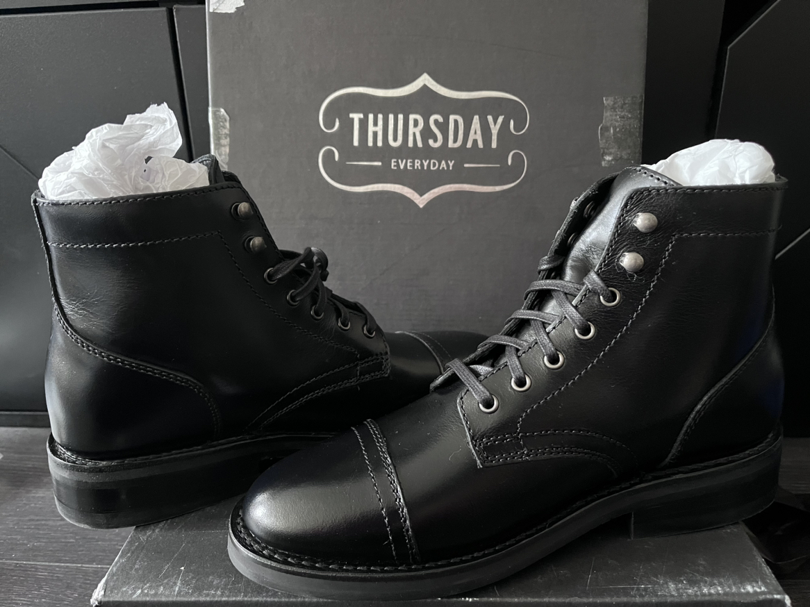 ** Brand New ** Men’s leather boots image indicator(3)