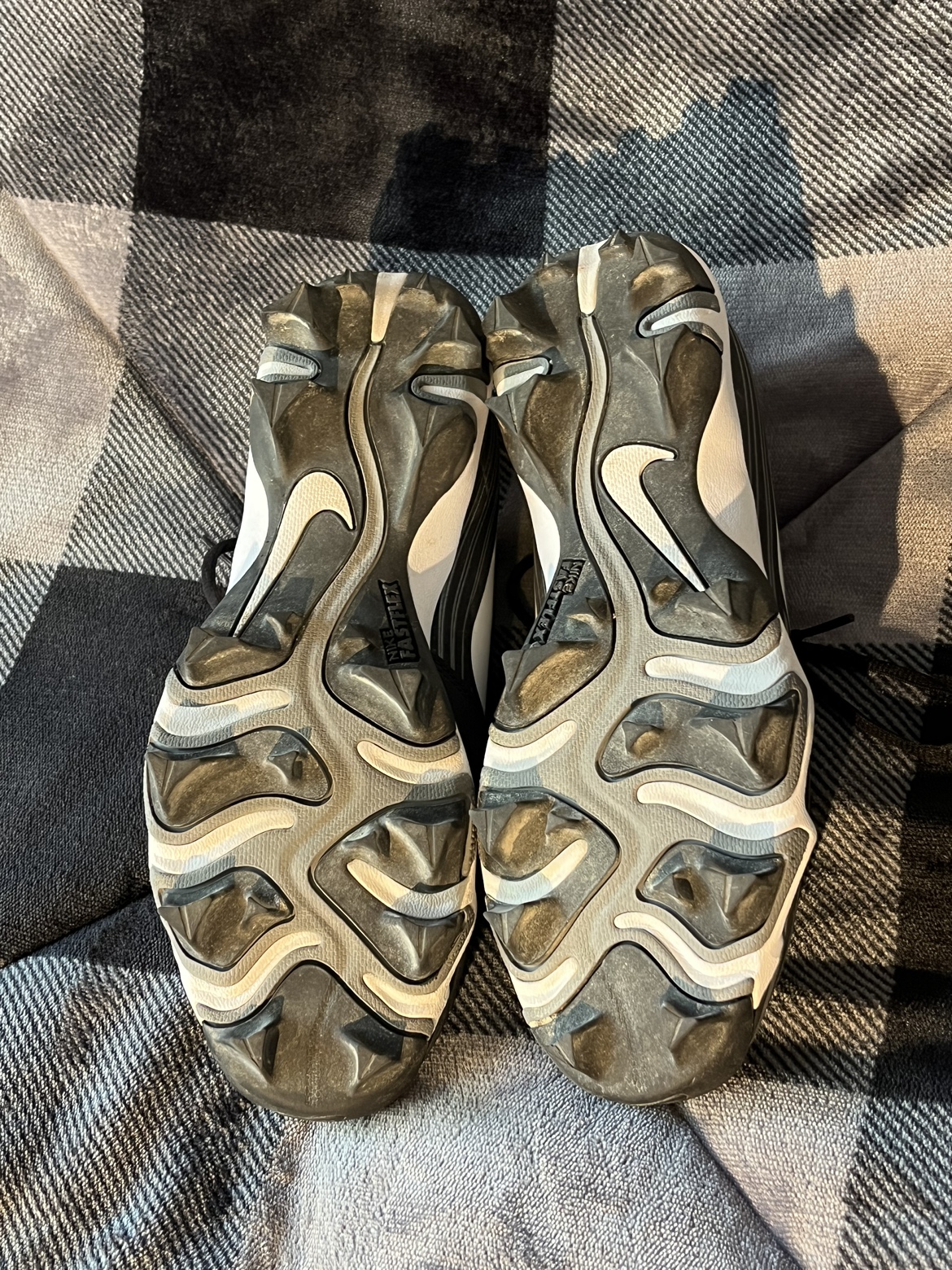 Nike cleats, size 8 womens - photo 3