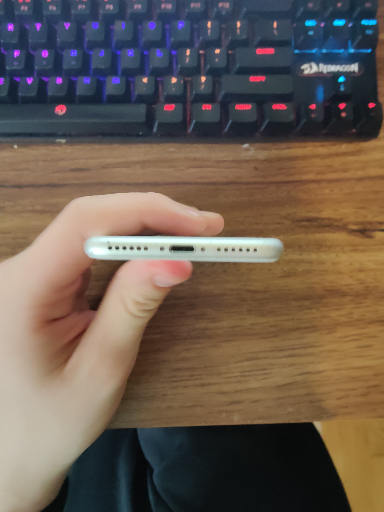 iPhone 8 64gb - photo 4
