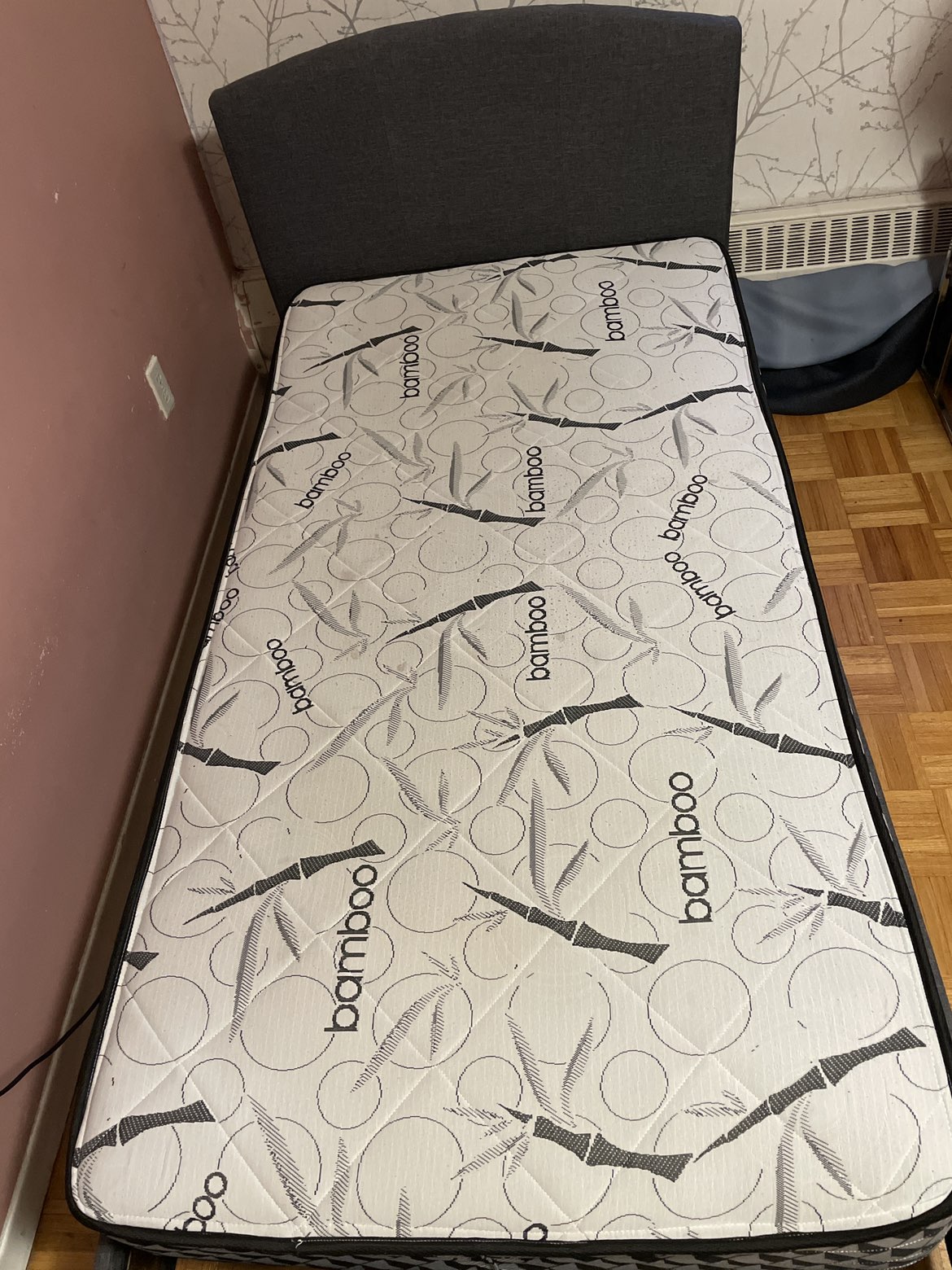 Bed frame with mattress - photo 3