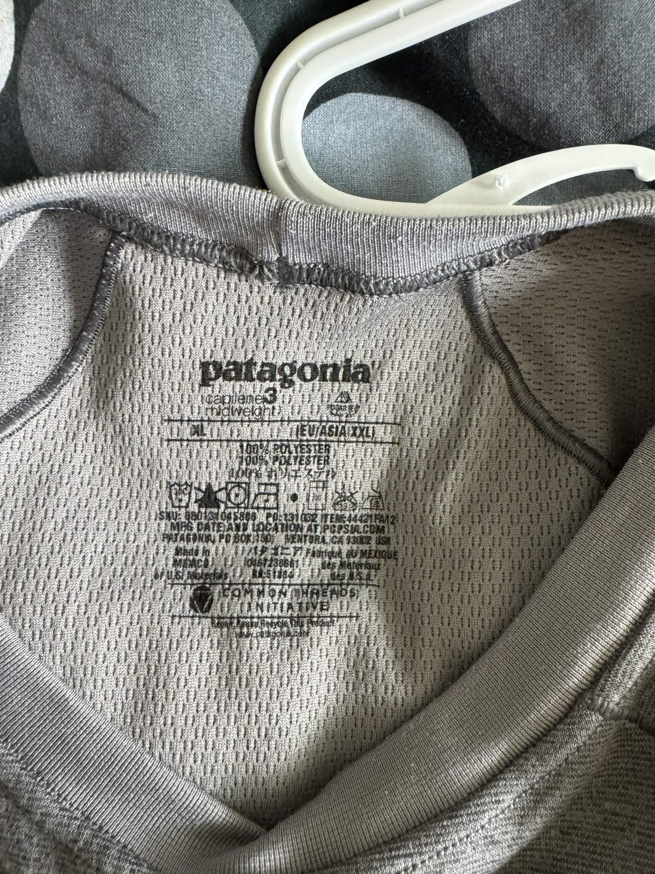 Patagonia Capilene mid weight crew XL 🧡 image indicator(4)