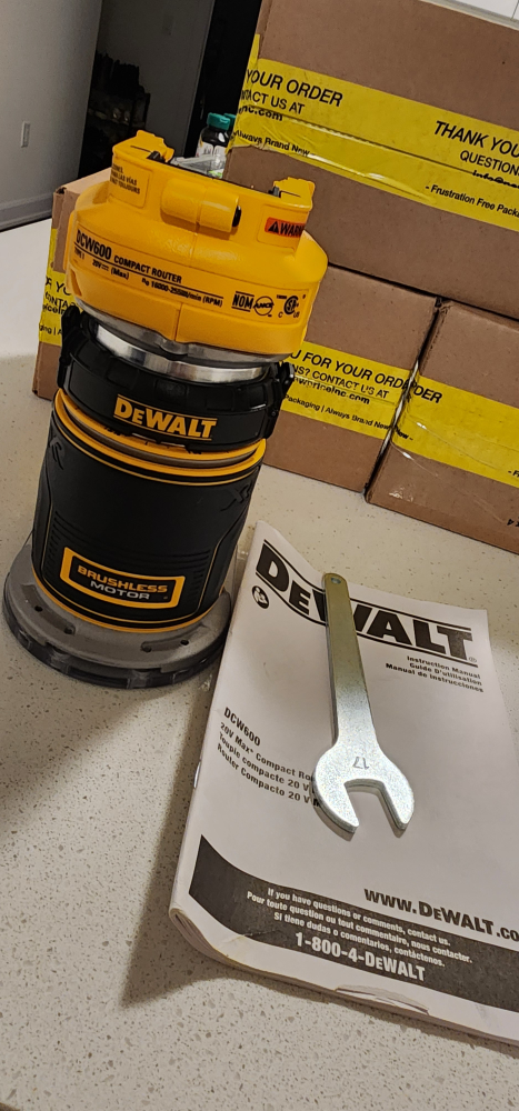 DEWALT 20V Max XR Cordless Router - photo 3
