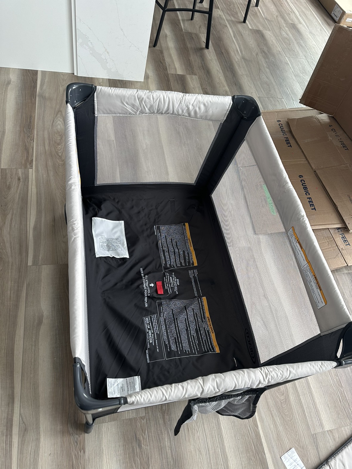 Graco Play Pen BRAND NEW - photo 4