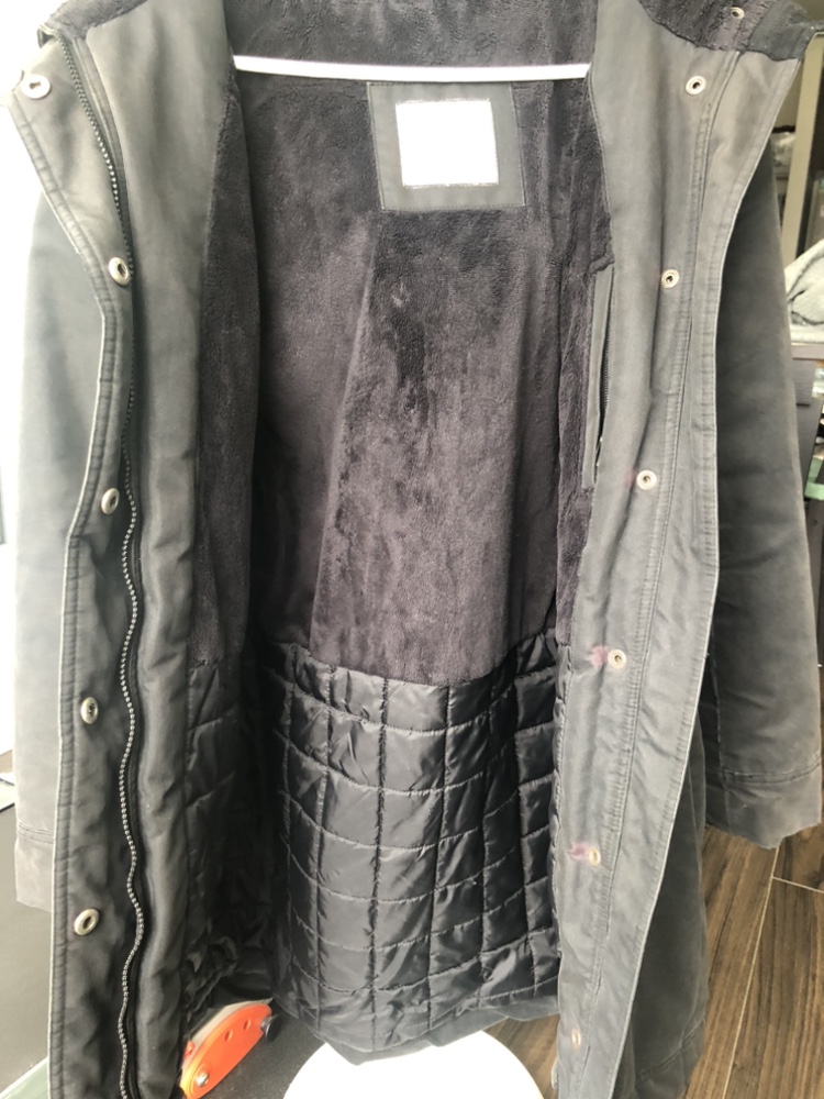 Aritzia Winter jacket size S image indicator(2)