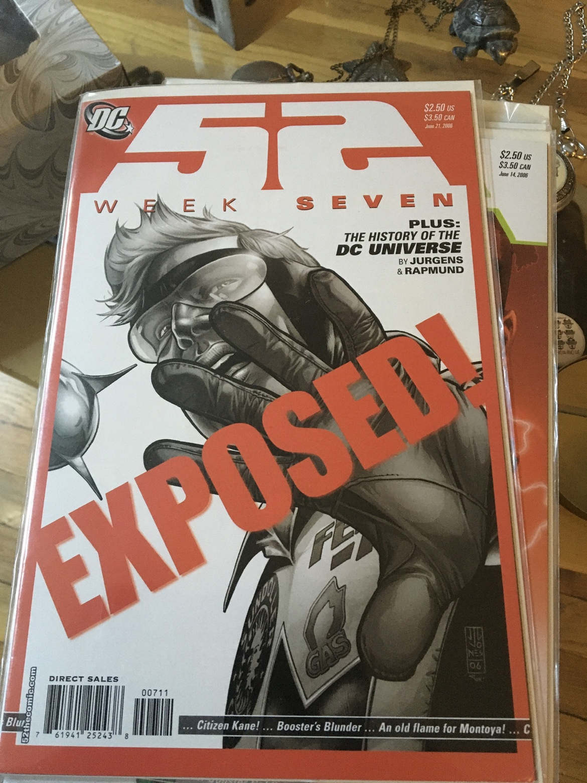 Magazines comic $2 each image indicator(2)