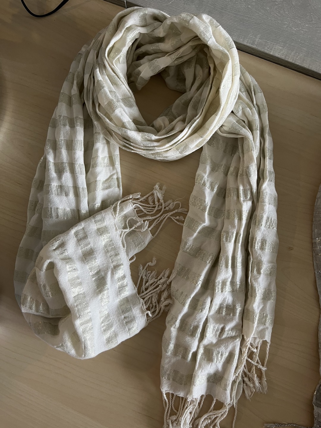 4 spring scarves ($5 for all) image indicator(4)
