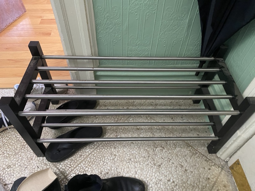 Shoe shelf