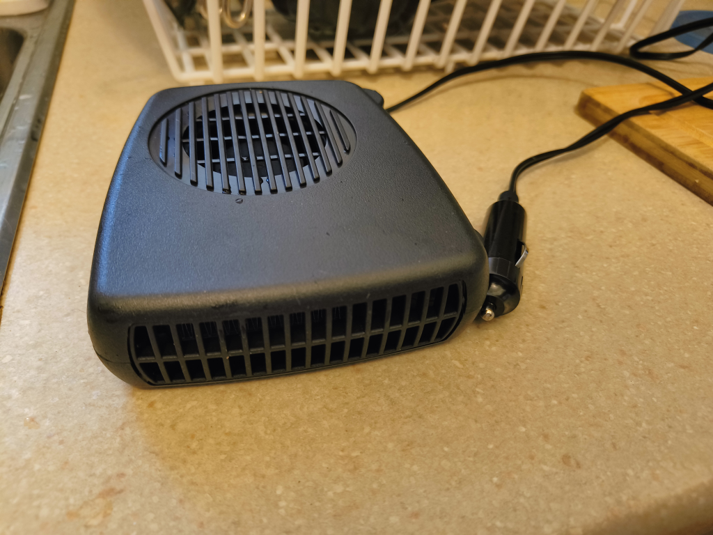 Laundry basket, trash can, Heater for car - photo 4
