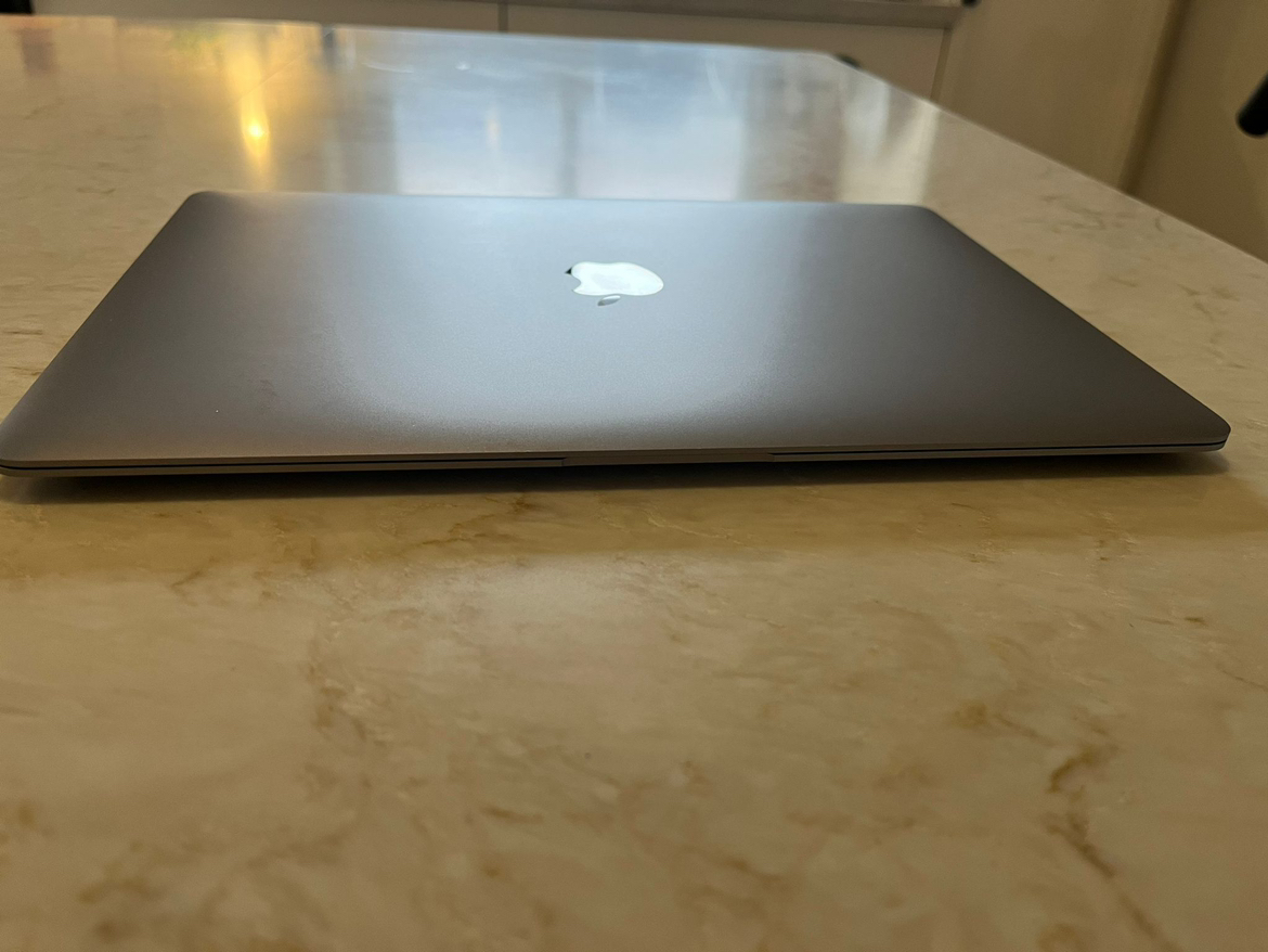 MacBook Air - M1, 8GB, 256GB, Space Grey, Keyboard AZERTY image indicator(3)