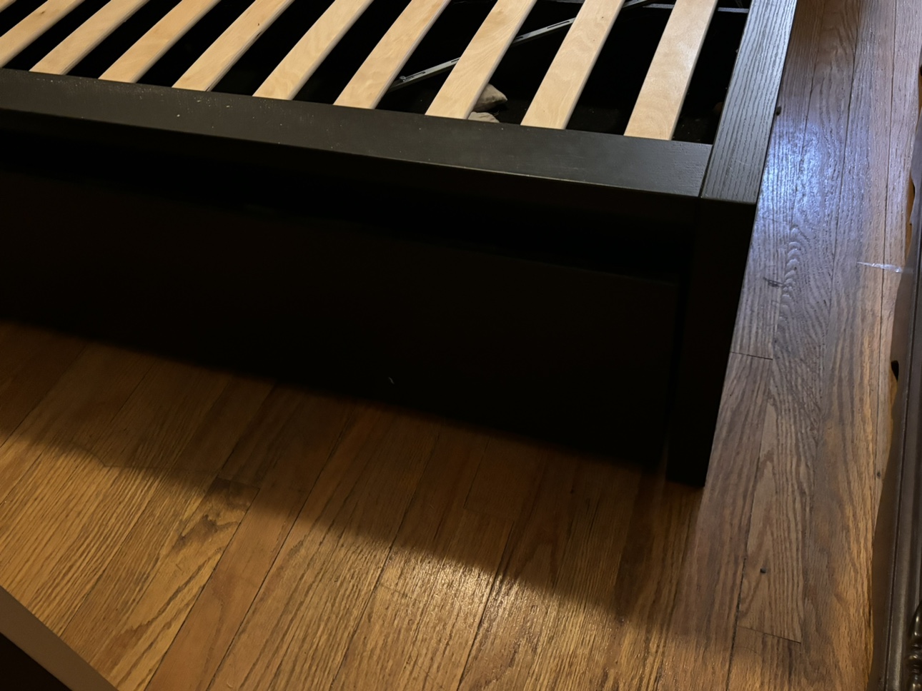 Double bed frame image indicator(2)