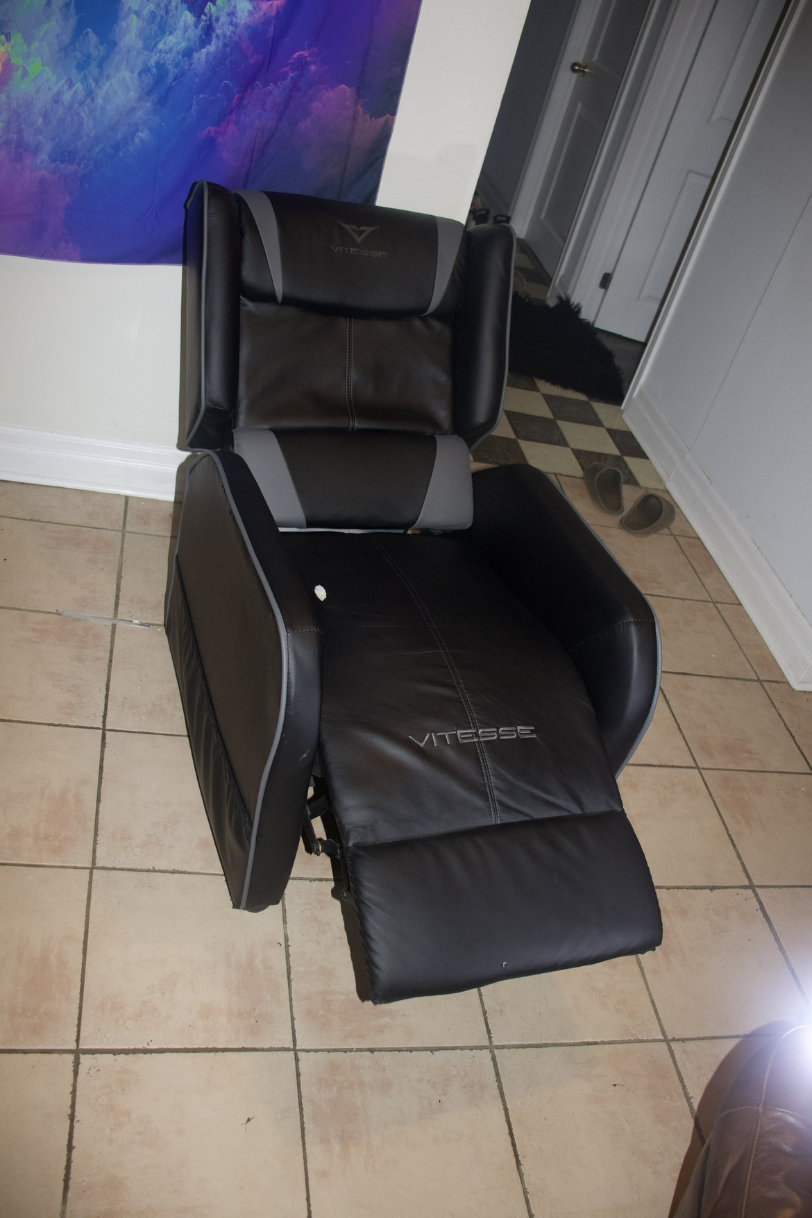 Recliner chair thumbnail