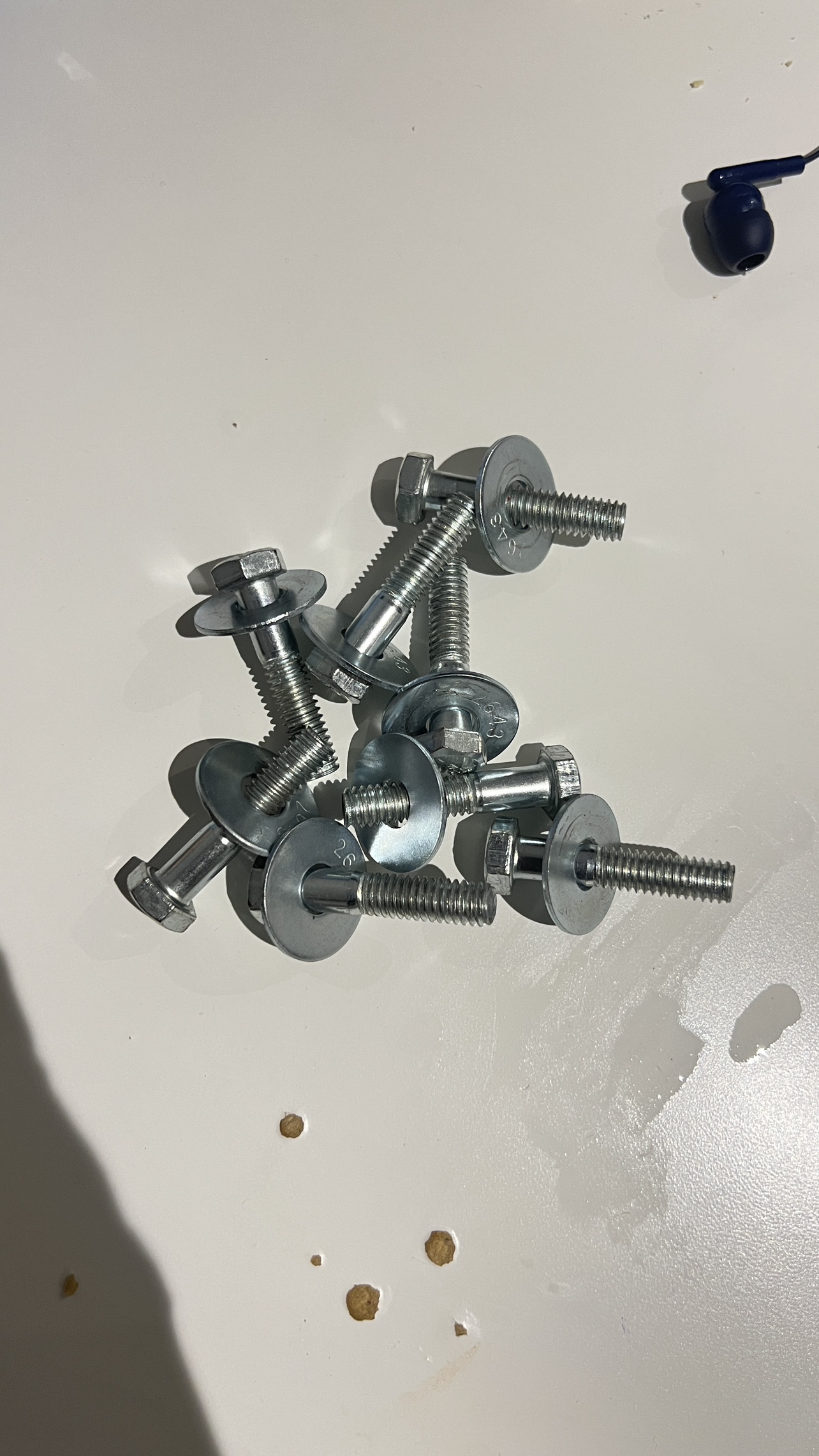 Oak Dinning Table image indicator(4)