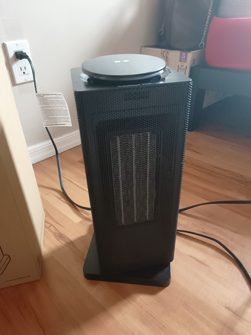 ceramic space heater with cooling, heating and eco mode