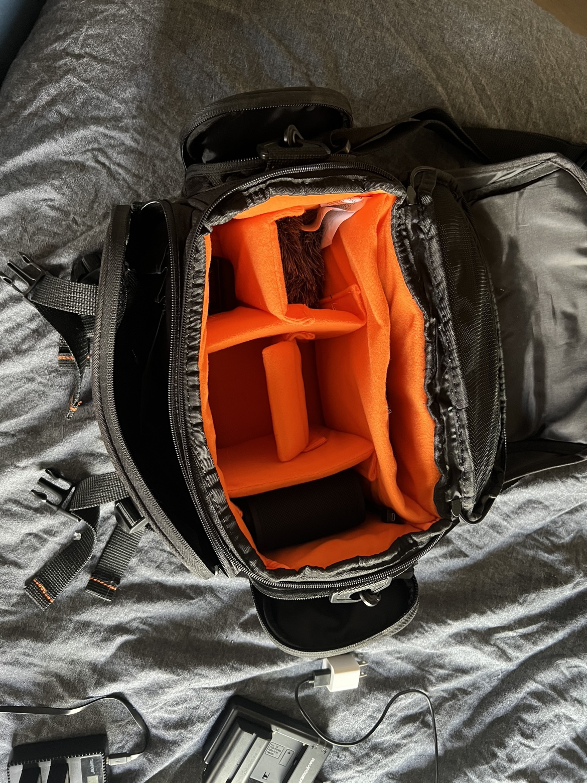 Cannon rebel t7 content creator starter kit - photo 3