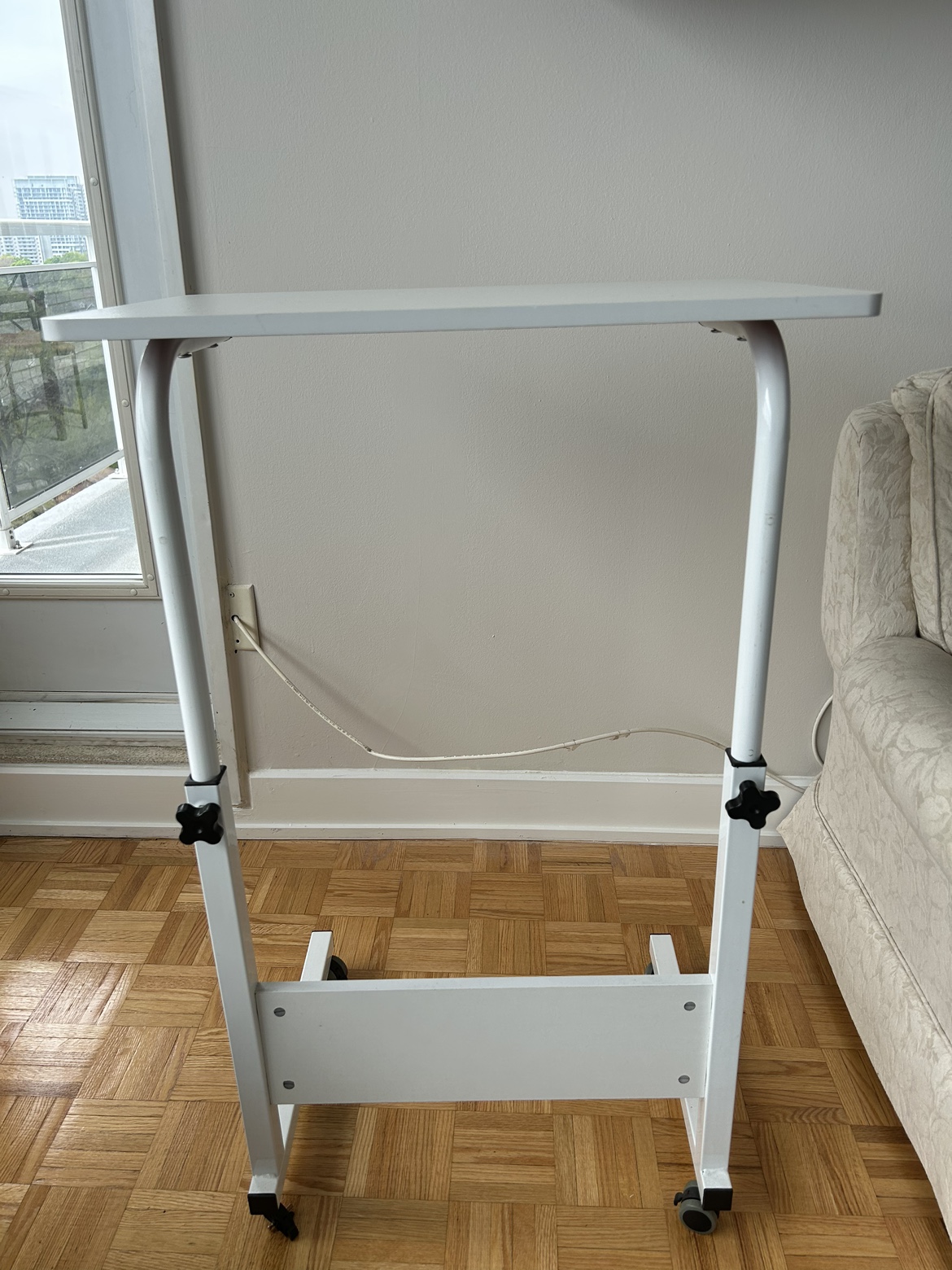 Adjustable table - photo 5