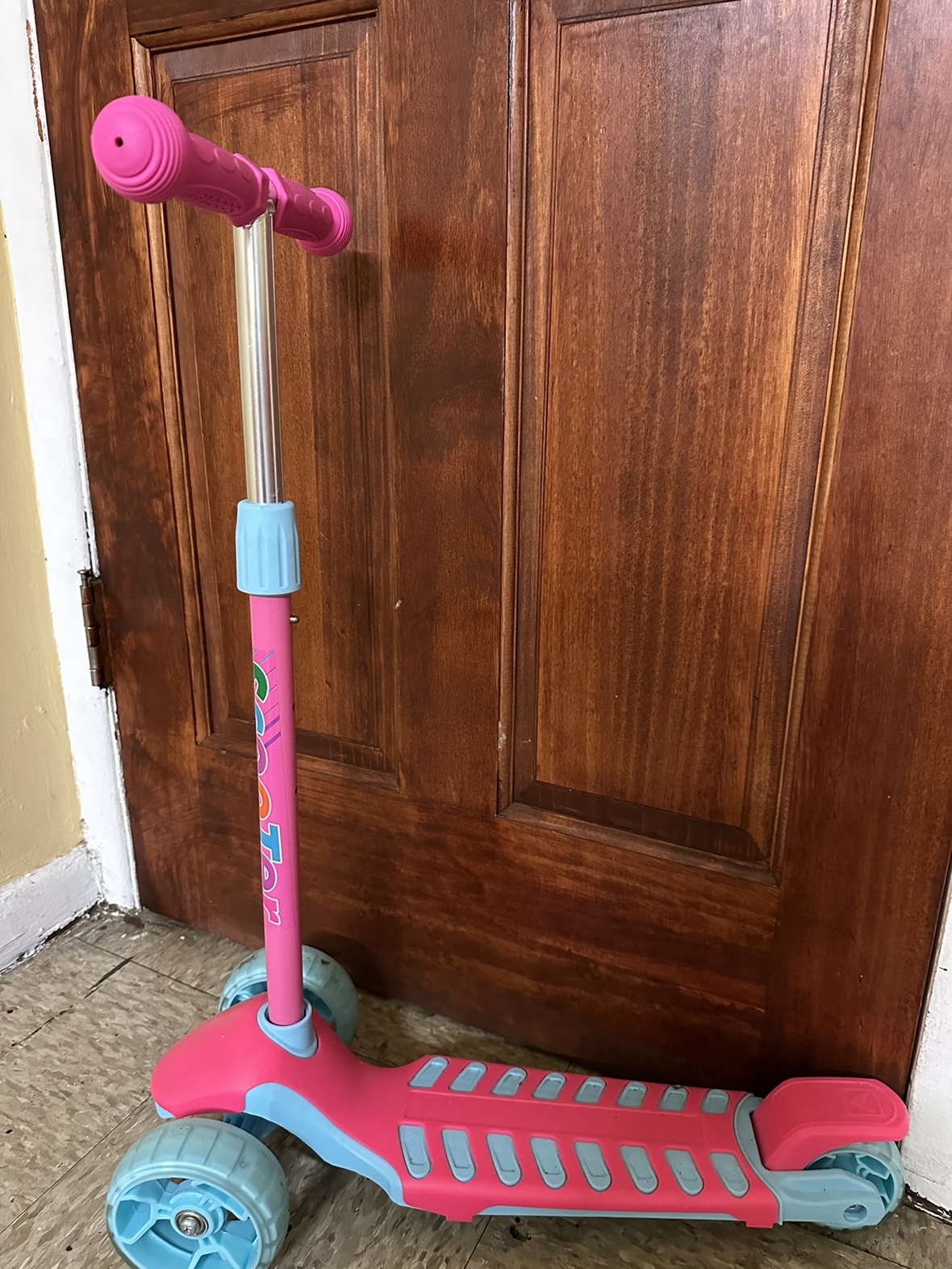 Kids 3 wheel and Light Up Wheels