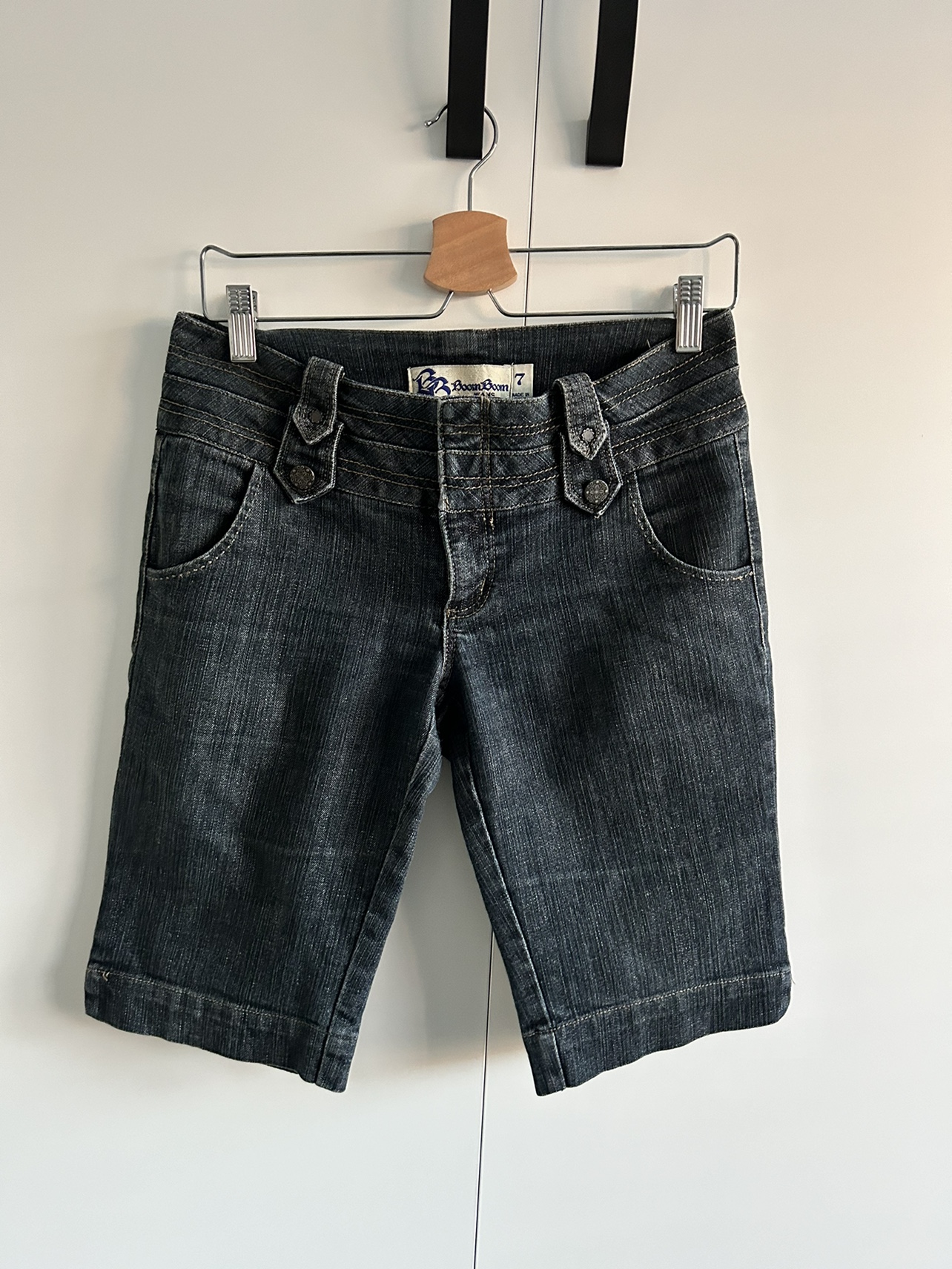 Bermuda shorts thumbnail