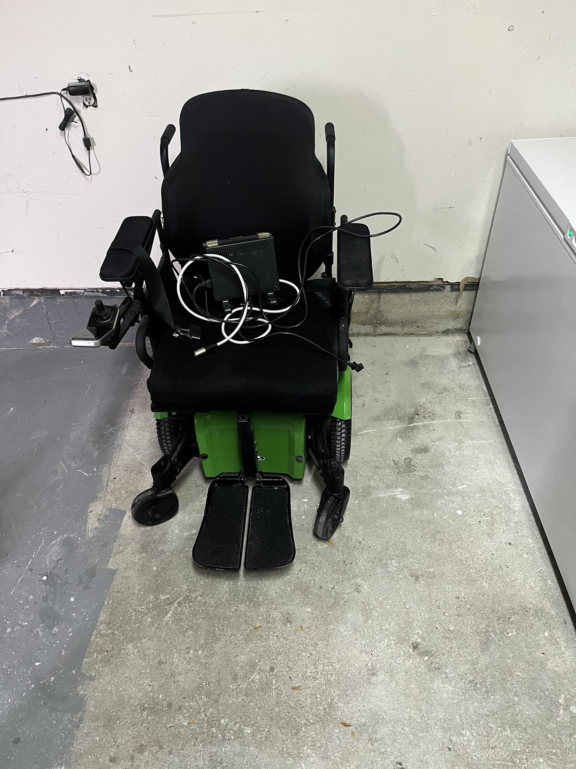 Wheelchair electric - photo 4