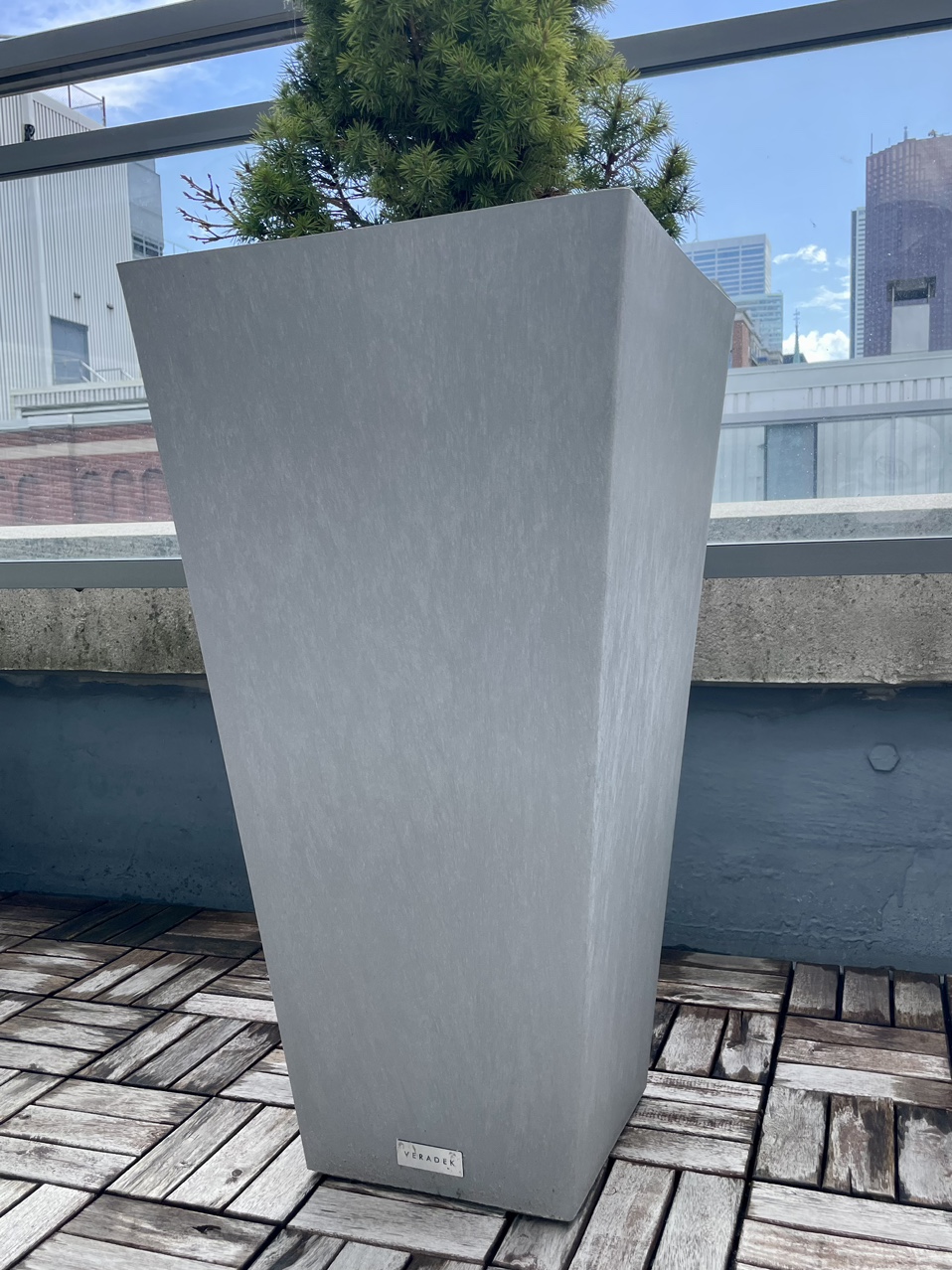 Veradek V-Resin Indoor/Outdoor Taper Planter, (26 inch, Grey) - photo 3