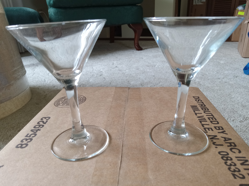 Mini martini glasses (12 pack) - Brandnew image indicator(2)